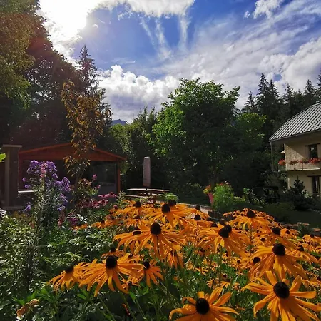 Le Moulin Des Olirics Chalet
