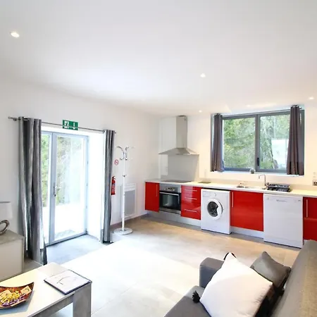 בקתה Le Moulin Des Olirics סלאנש