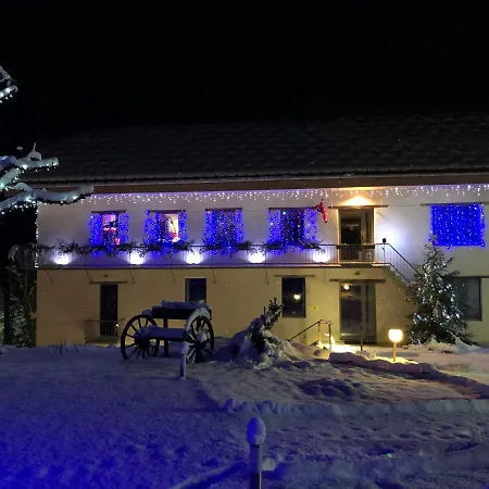 Le Moulin Des Olirics Салланш
